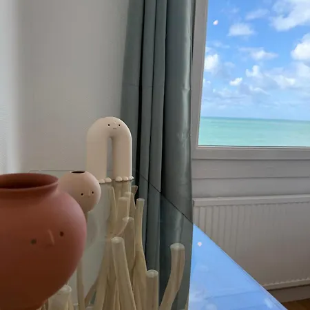 Evasion Face A La Superbe Avec Vue Panoramique A 度假居 费康
