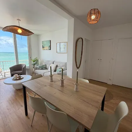 度假居 Evasion Face A La Superbe Avec Vue Panoramique A 费康